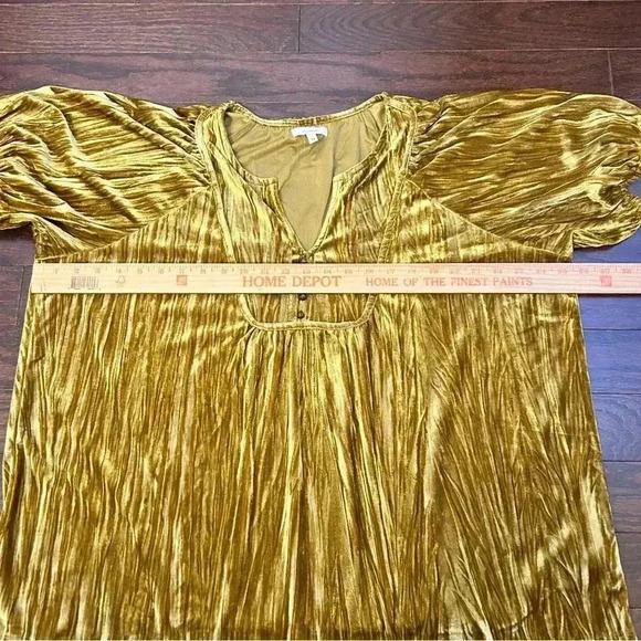 Maurices Velvet Puff Sleeve Blouse - Picture 6 of 9